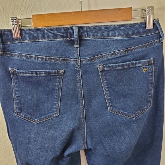 Jessica Simpson Super Skinny Kiss Me 10x30 Jeans - Picture 7 of 11